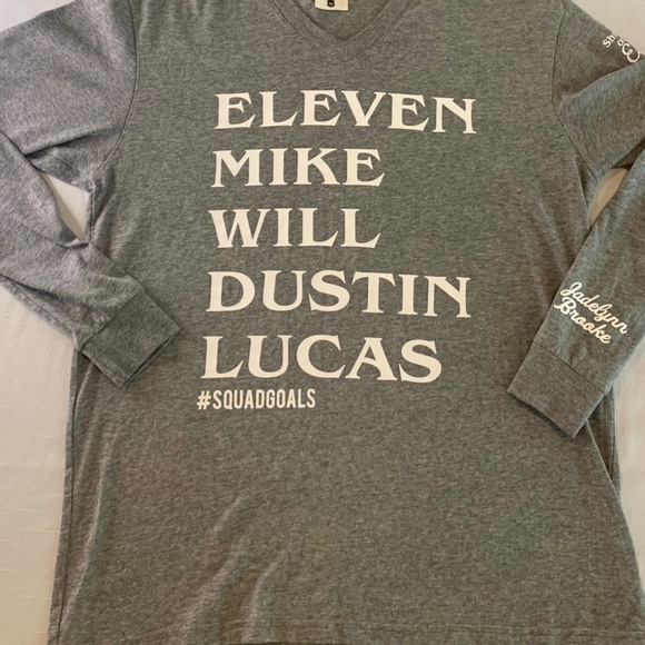 Stranger Things tee size Medium the original gang - Picture 3 of 7